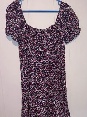 Navy Floral Puff-Sleeve Casual Dress
